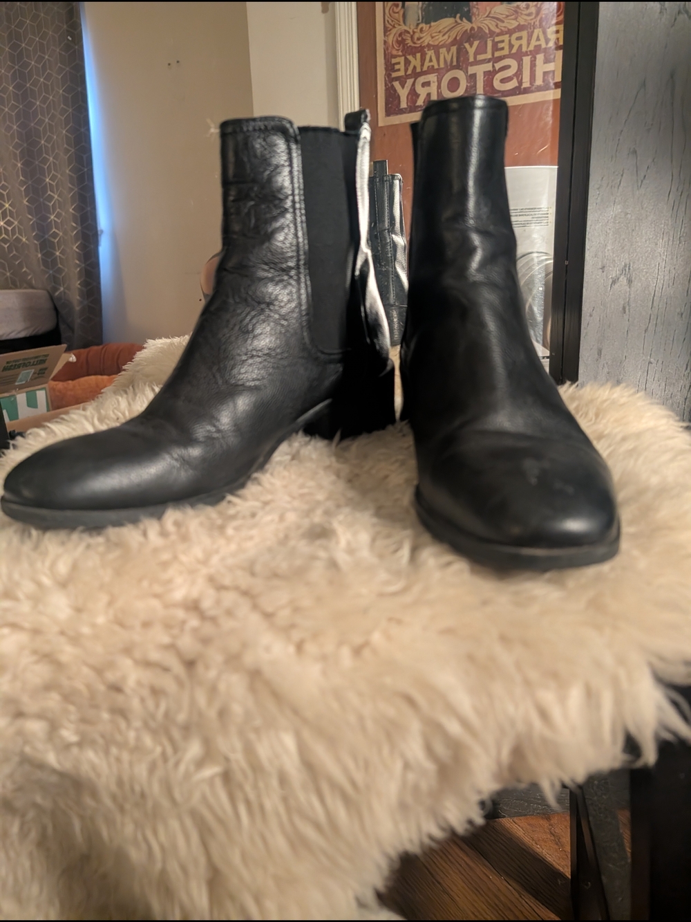 Kenneth Cole Reaction Black Leather Chelsea Ankle Boots